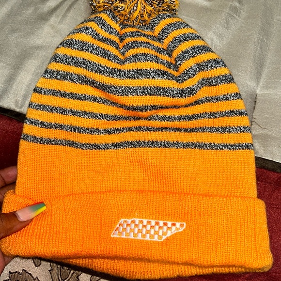 Beanie - Picture 4 of 6